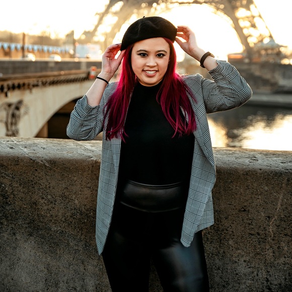 Meet your Posher, Vy Vy - Picture 4 of 16